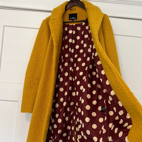 Fabulous SAM EDELMAN COAT. 1 button 1 snap. Size 10. Yellow mustard color. - Picture 6 of 9
